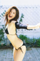 Haruna Yabuki - Wit Silk Bikini