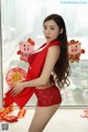 CANDY Vol.070: Model 萌 汉 药 baby 很酷 (43 pictures)